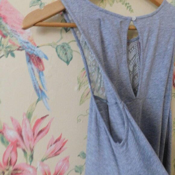 🦅 American Eagle Lace Gray Asymetrical Tank Top - Picture 8 of 11